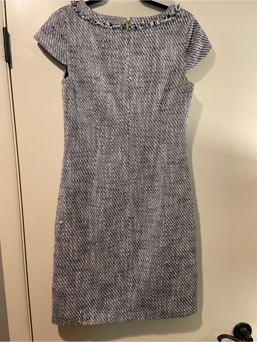 Karl Lagerfeld Navy & White Tweed Shift Dress sz 4 - Picture 7 of 10